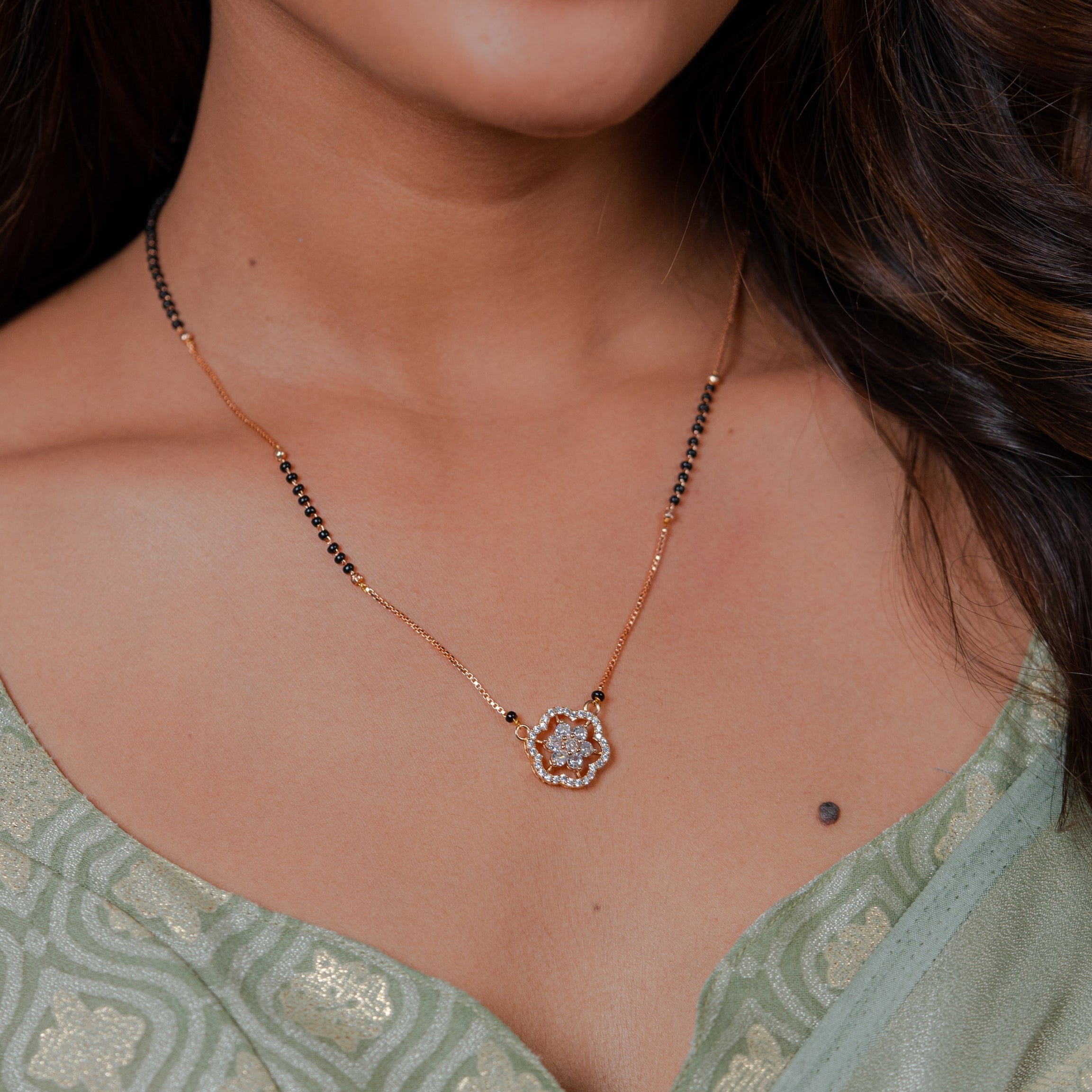 Solitaire Diamonds Flower Mangalsutra