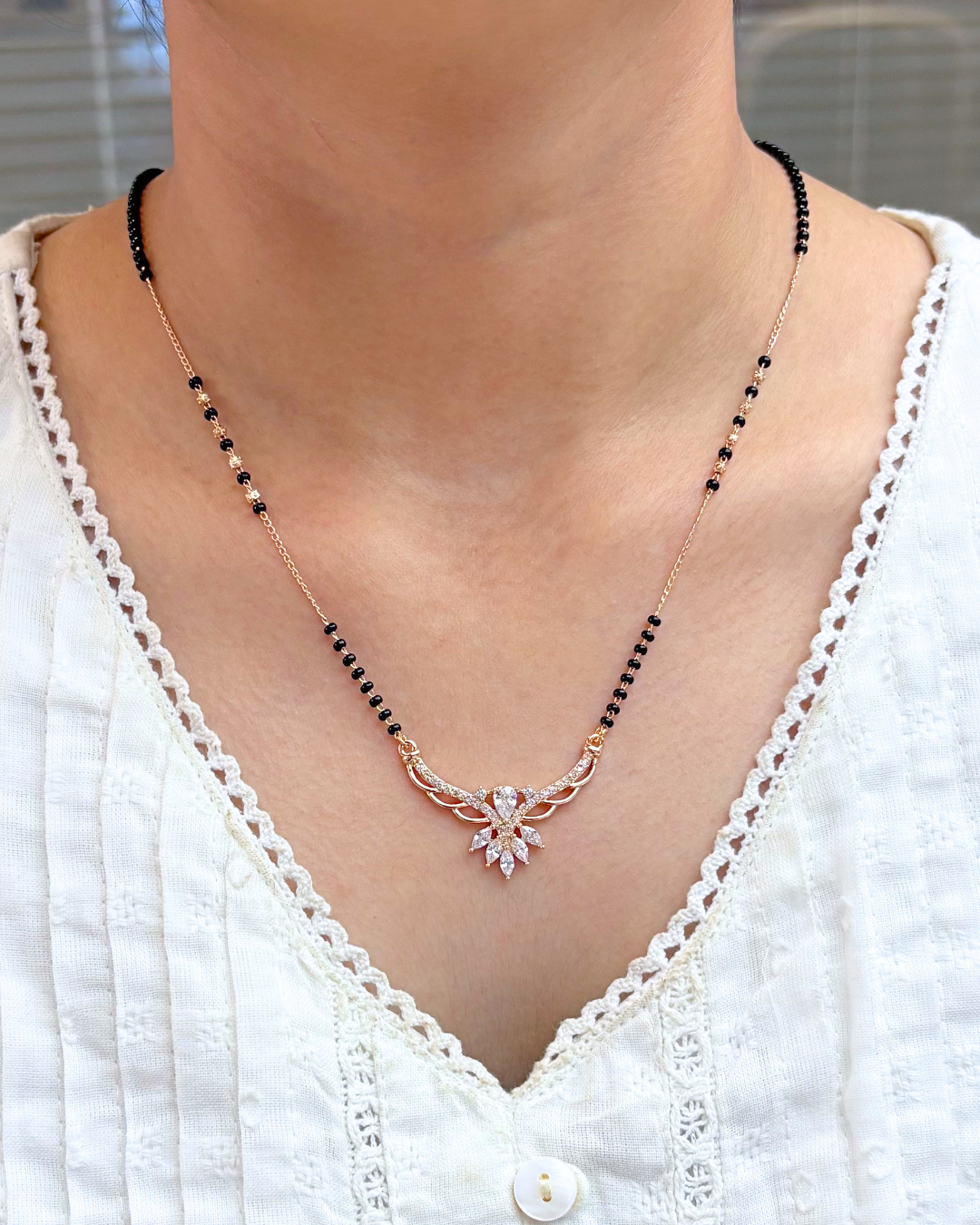 Ruhi Mangalsutra