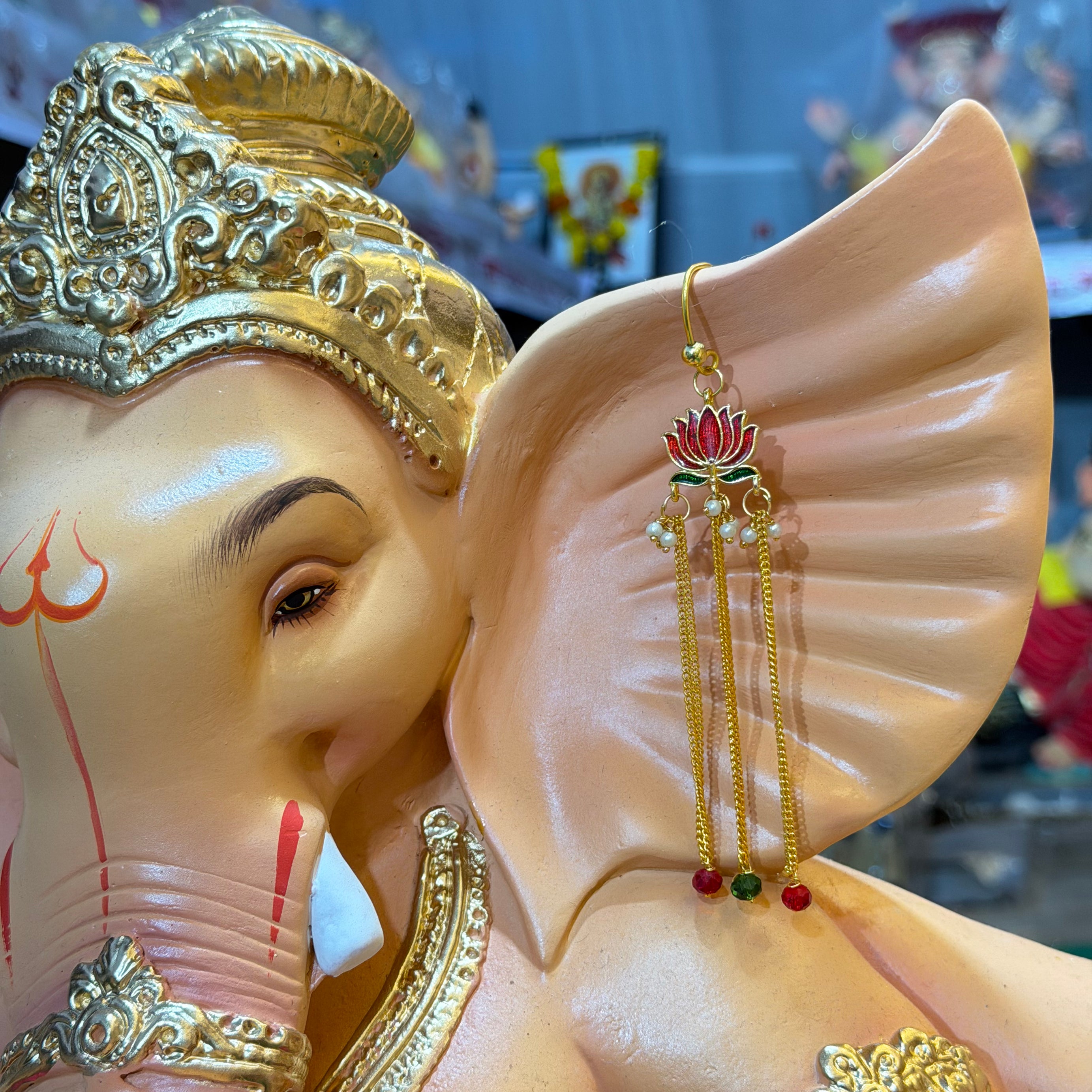 Handmade Lotus Pearl Earings For Bappa