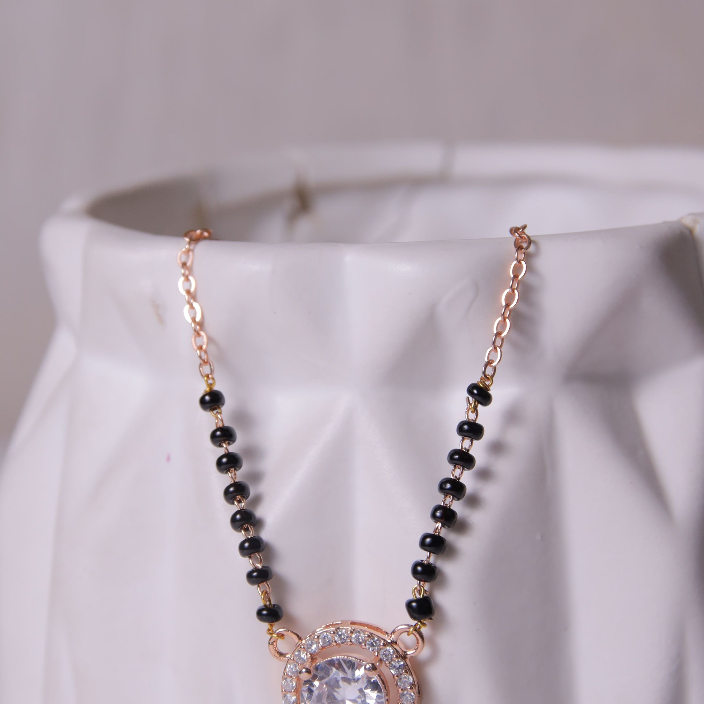 Single Diamond Designs Suhana Mangalsutra Buy Online - Zeraki Jewels 