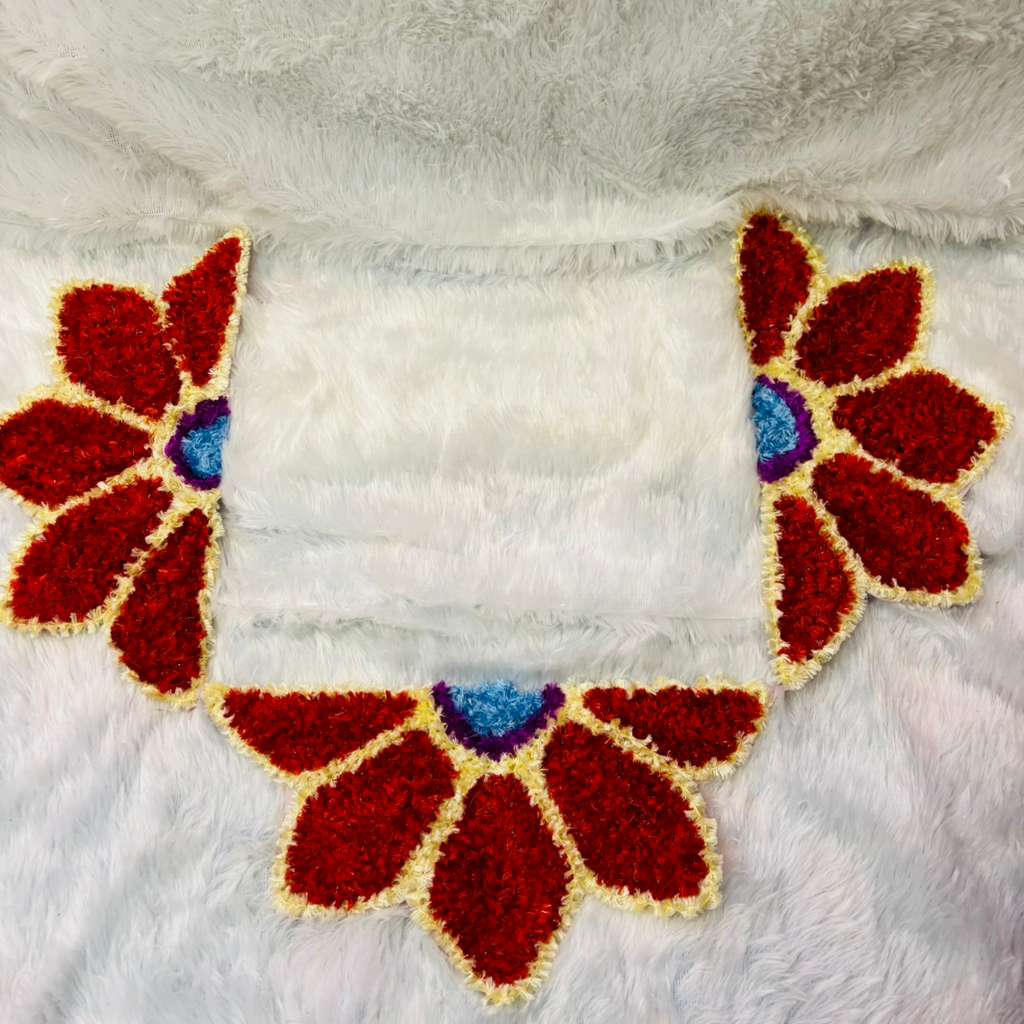 Handmade Fur Woolen Rangoli Set of 3 (Red)
