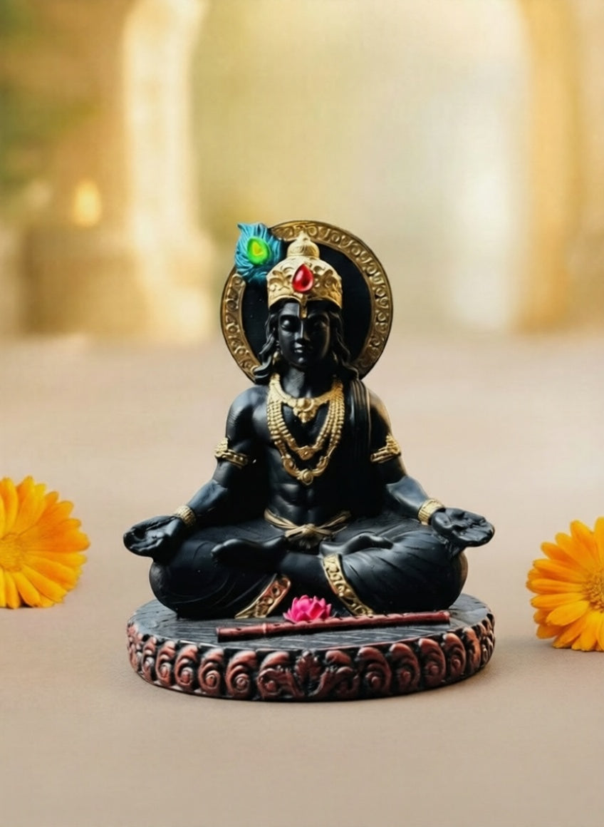 Meditating Lord Krishna Idol for Car Dashboard | Black Krishna Murti with Peacock Feather & Flute | Decorative Hindu God Statue for Home Temple, Office & Gifting